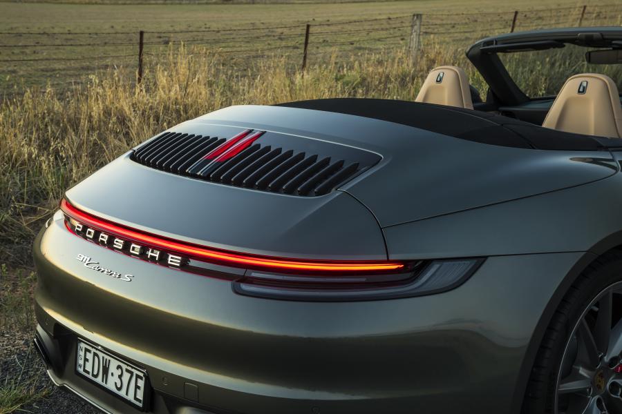 Детали экстерьера Porsche 911 Carrera S Cabriolet 2020 года  (AU) (фото 19 из 25)